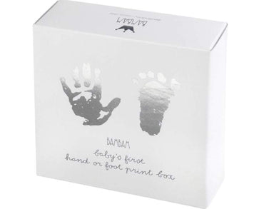 Bam Bam-Baby's eerste hand of voet print